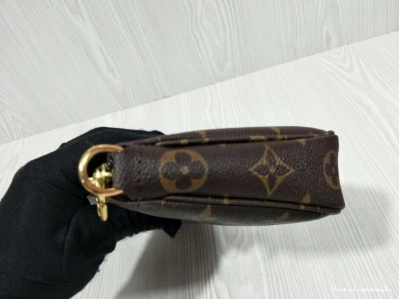 FS CHEAP ACCESSOIRES Louis POCHETTE Vuitton 0724